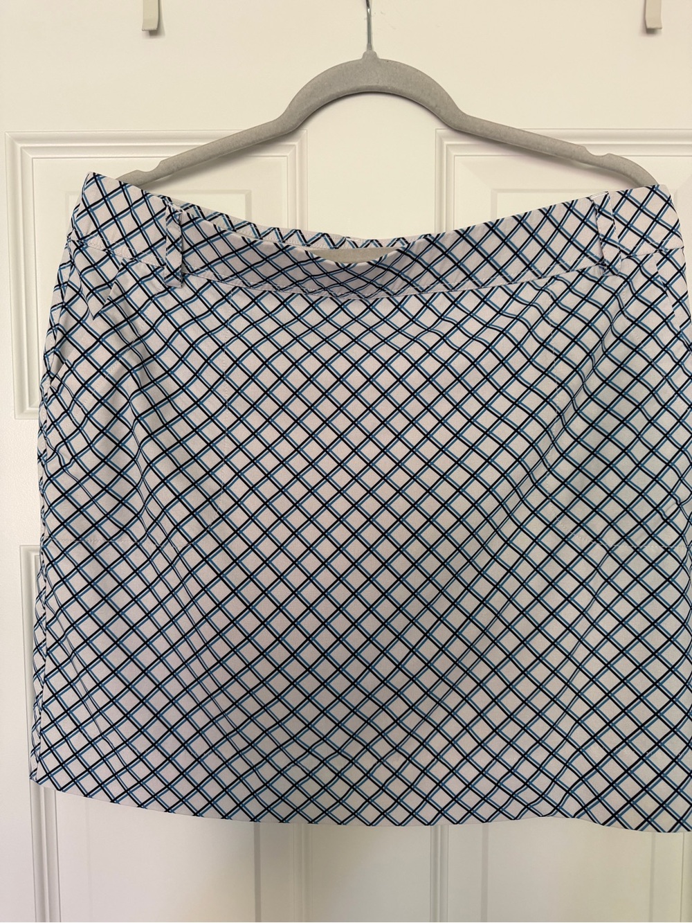 Belyn Key Women’s White and Navy Diamond Grid Golf Skirt Size Large